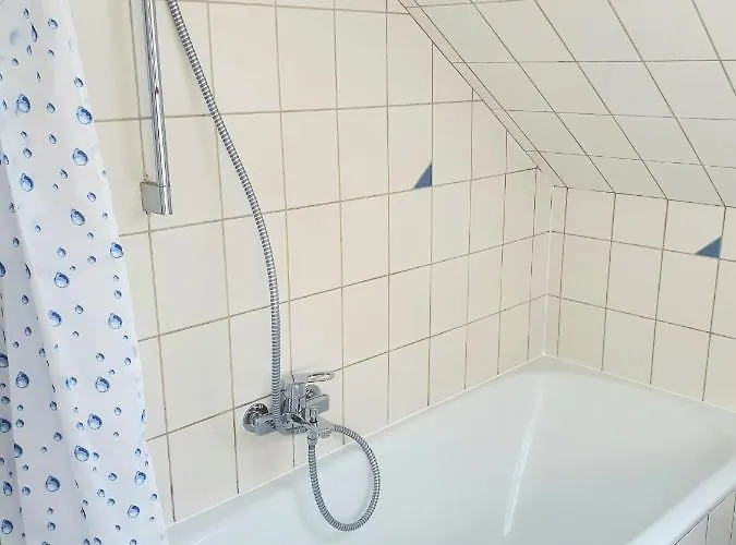 Helle, Moderne Altbauwohnung In Zentrumsnaehe Appartement *